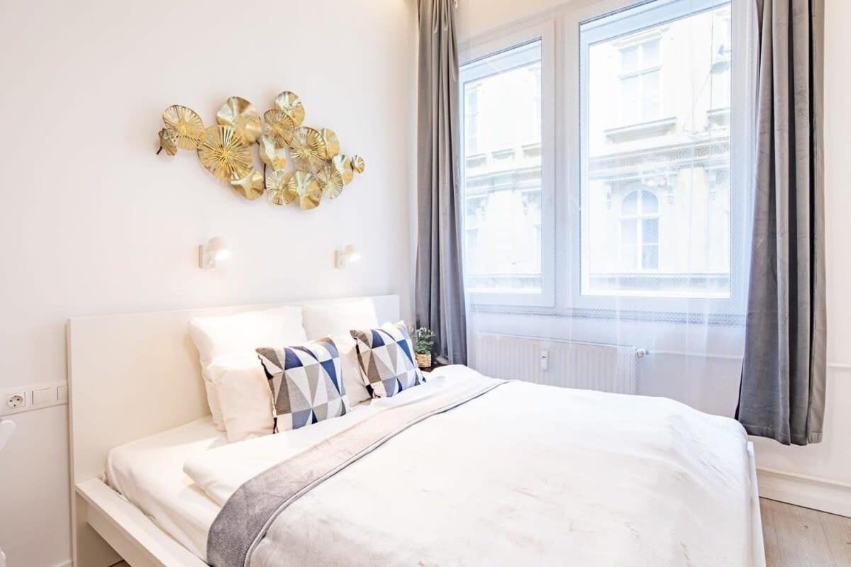 Ultra Central - New - Comfy Studio Budapest Ngoại thất bức ảnh